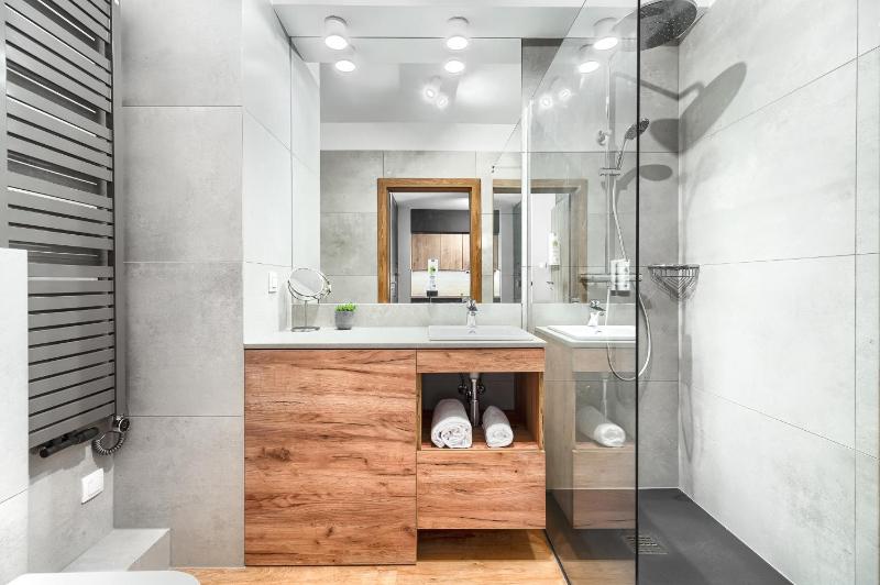 Park Apartment Old Town by Noclegi Renters - image 14