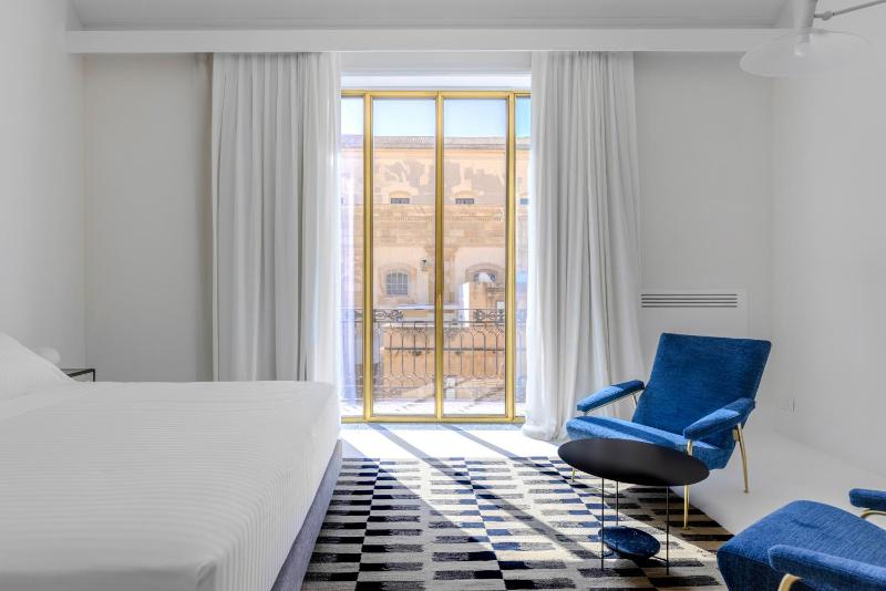 Dome Hotel - image 46
