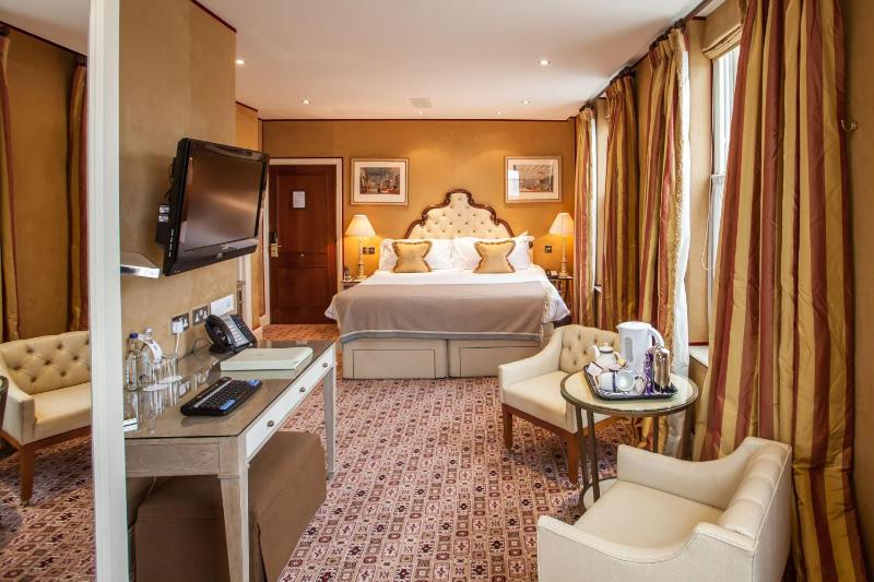 King/Twin Room image 2