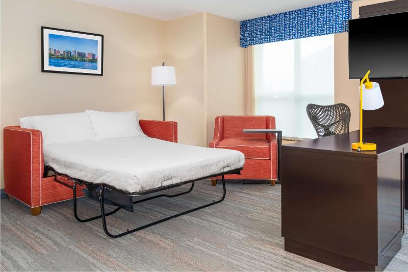Studio Suite with Two Queen Beds - Non-Smoking image 4