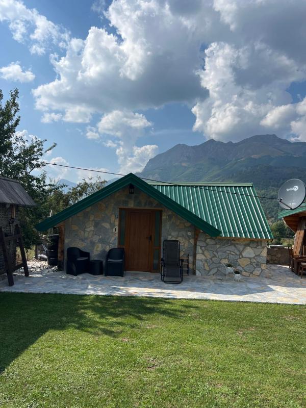 Holiday Home image 1