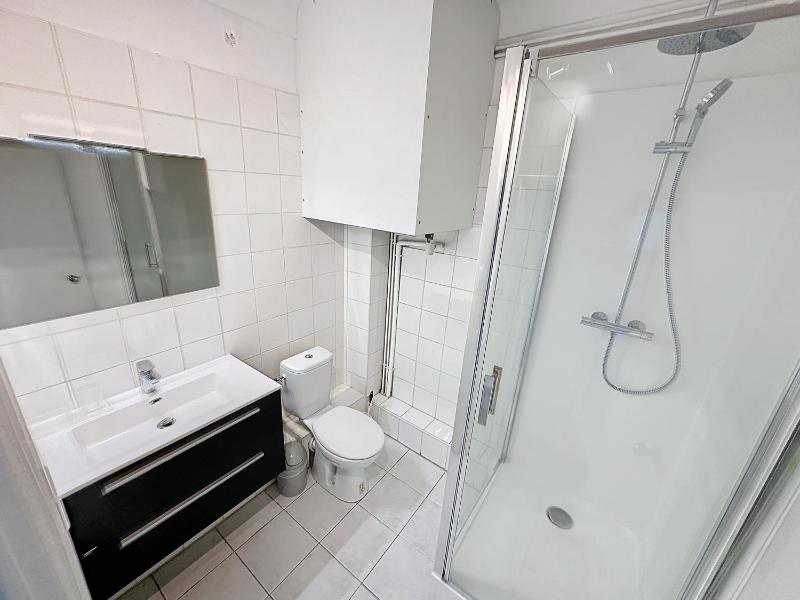 Central 1 bedroom Riouffe 206 2 mins from Palais - image 2
