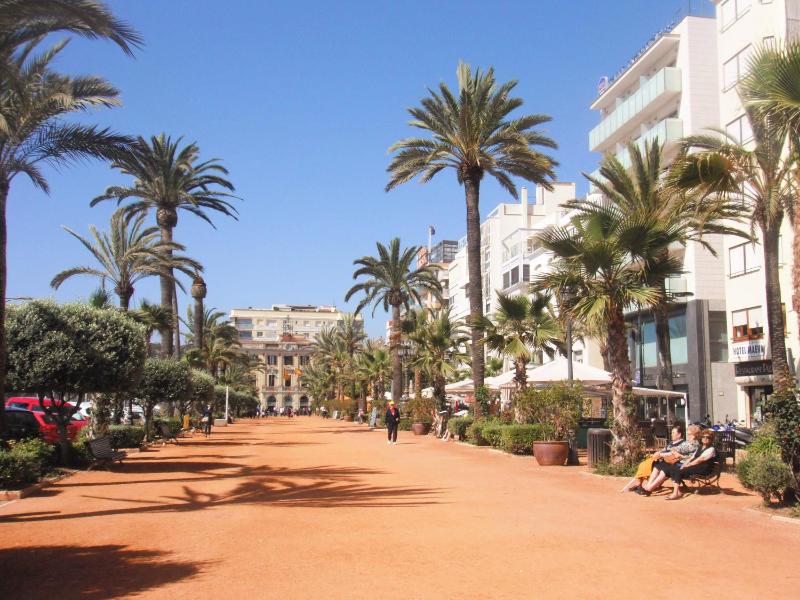 Manuela Beach City - image 11