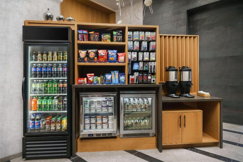 SpringHill Suites by Marriott New York Manhattan Chelsea - image 4