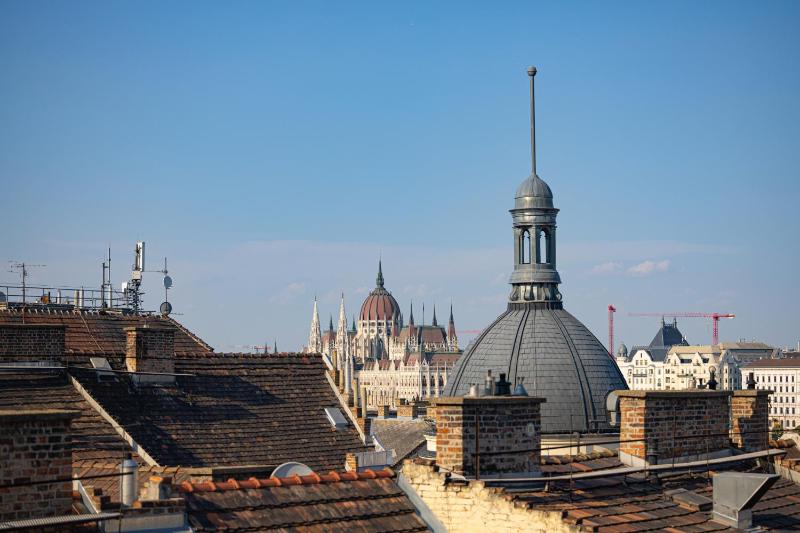 Standard Plus Room with Balcony and View image 3