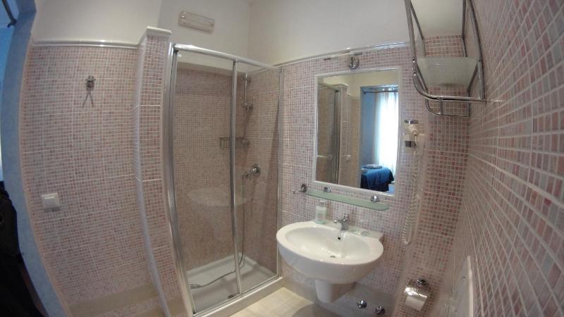 Superior Double Room image 2