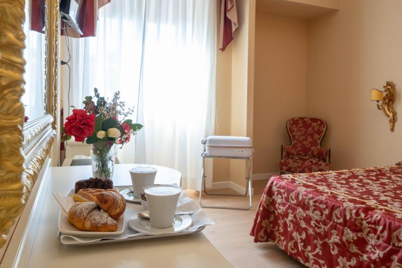 Triple Room image 3