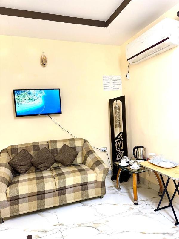 Charming Home banglow - image 14