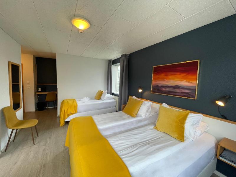Standard Triple Room image 1