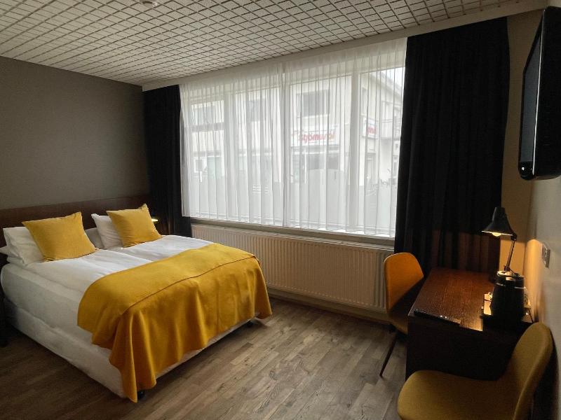 Standard Double Room image 1