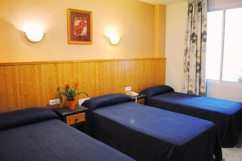 Triple Room image 1