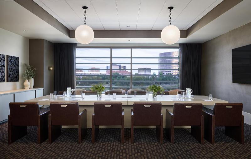 Kimpton Claret Hotel By IHG - image 20