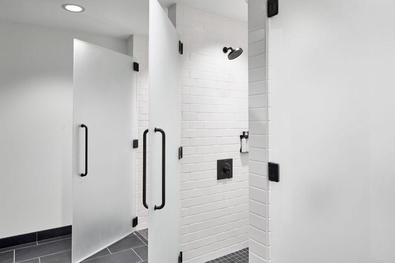 Courtyard by Marriott Detroit Downtown - image 19