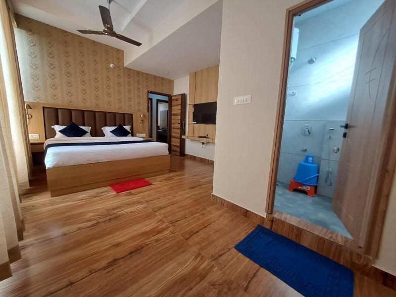 Sky Inn - image 15