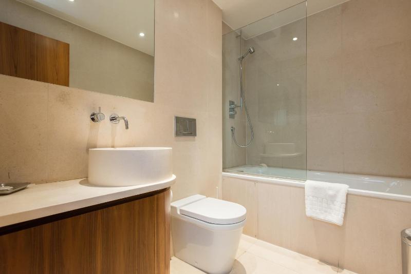 Executive Studio image 3