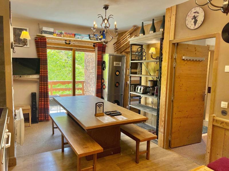 Apartment 200 – 8 to 13 people – 2nd floor – 44 m2 – 2 bedrooms image 1