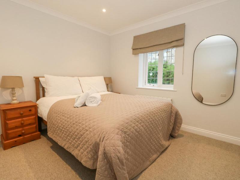 Sunningdale Rise - image 30
