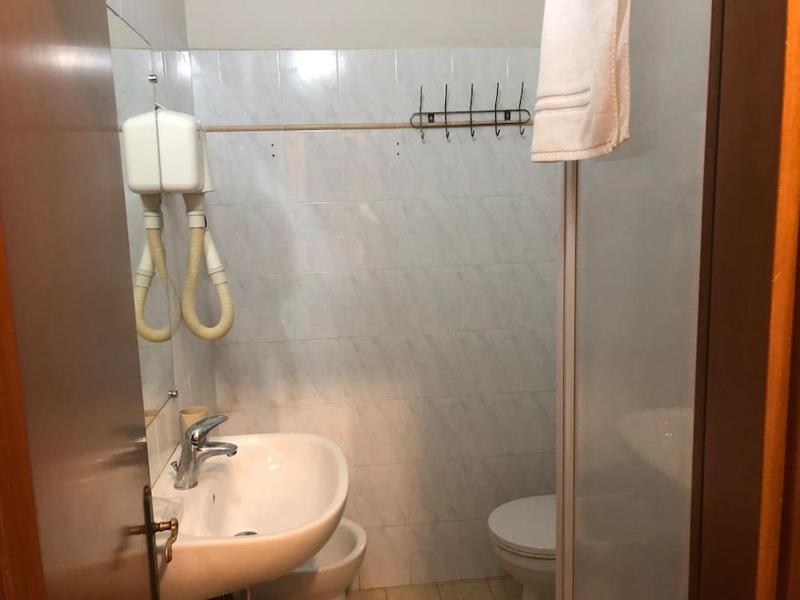 Double or Twin Room with Private External Bathroom image 2
