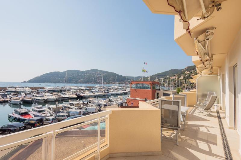 Riviera Beach Hotel - image 29