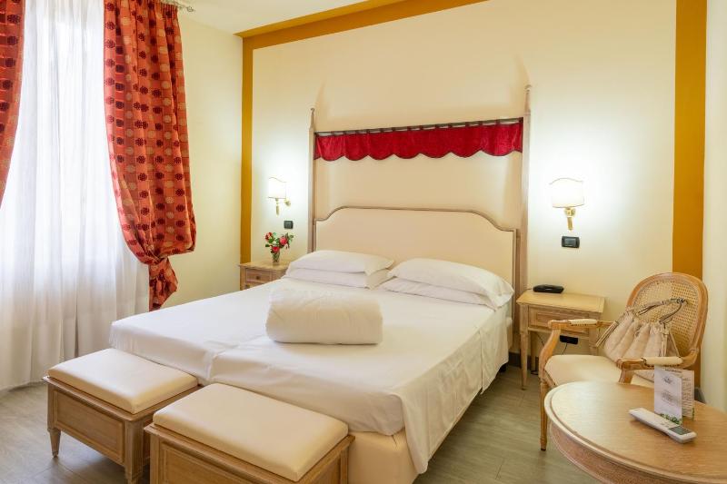 Superior Double or Twin Room image 3