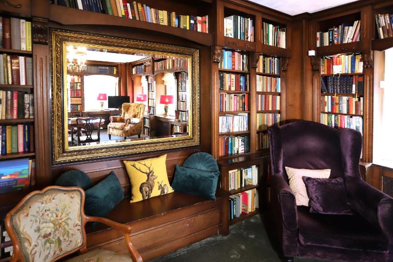 Deluxe Suite image 2