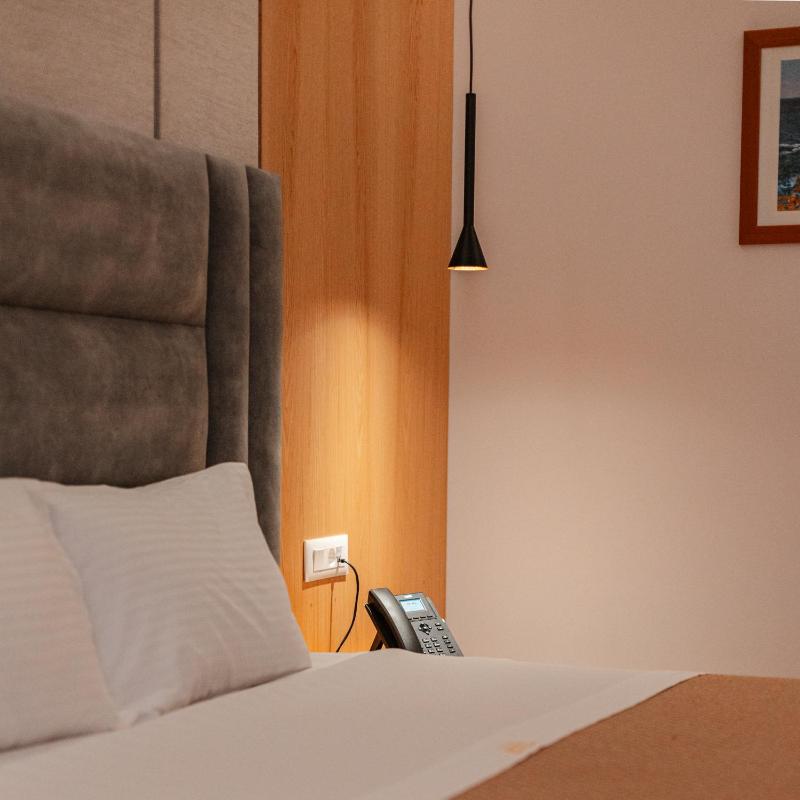 Standard Single Room image 4