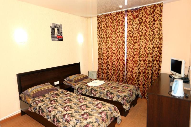 Twin Room image 1