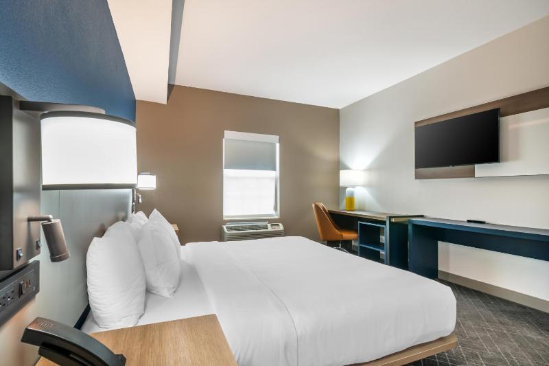 King Room - Disability Access/Non-Smoking image 2