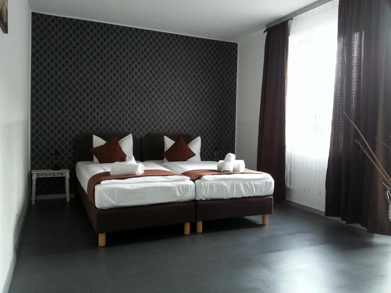 Double Room with Terrace image 3