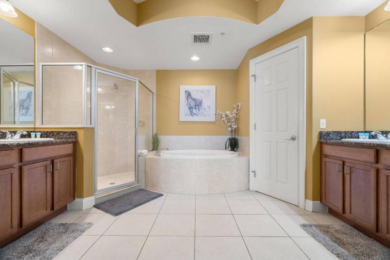 404 Bay Harbor - image 47