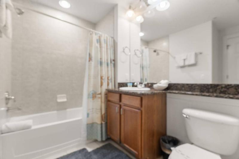 404 Bay Harbor - image 41