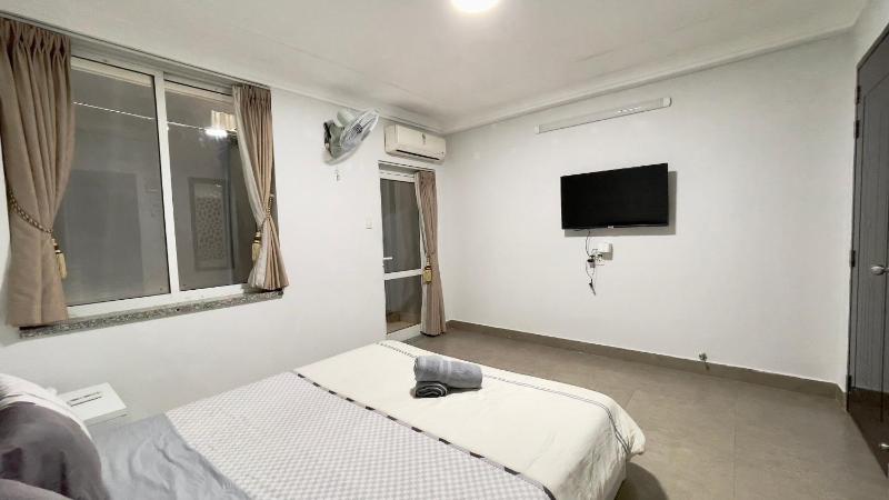 A cozy and stylish studio in the heart of Ho Chi Minh City - image 10