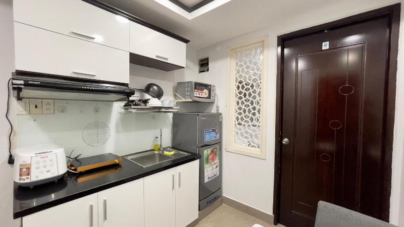 A cozy and stylish studio in the heart of Ho Chi Minh City - image 12