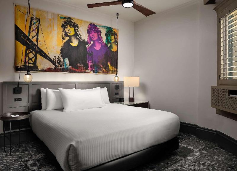 The Barnes San Francisco Tapestry Collection by Hilton - image 3
