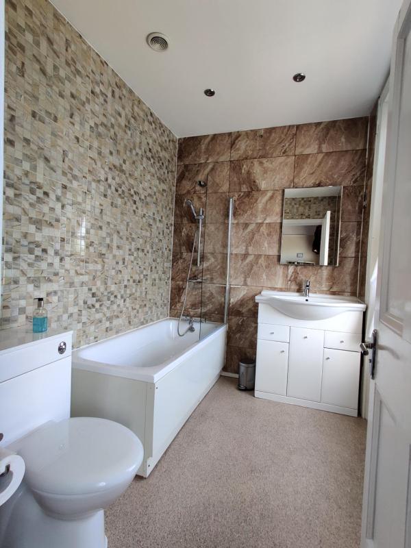 Deluxe Double Room image 2