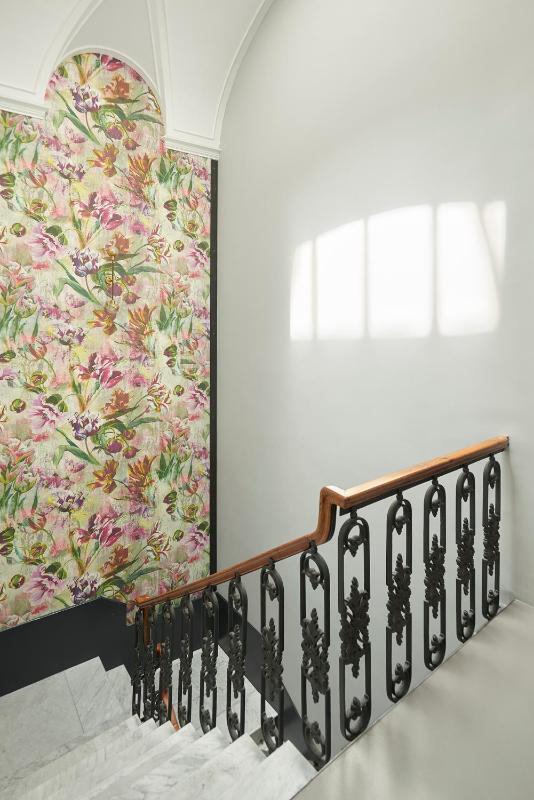 Apartment with Terrace image 2