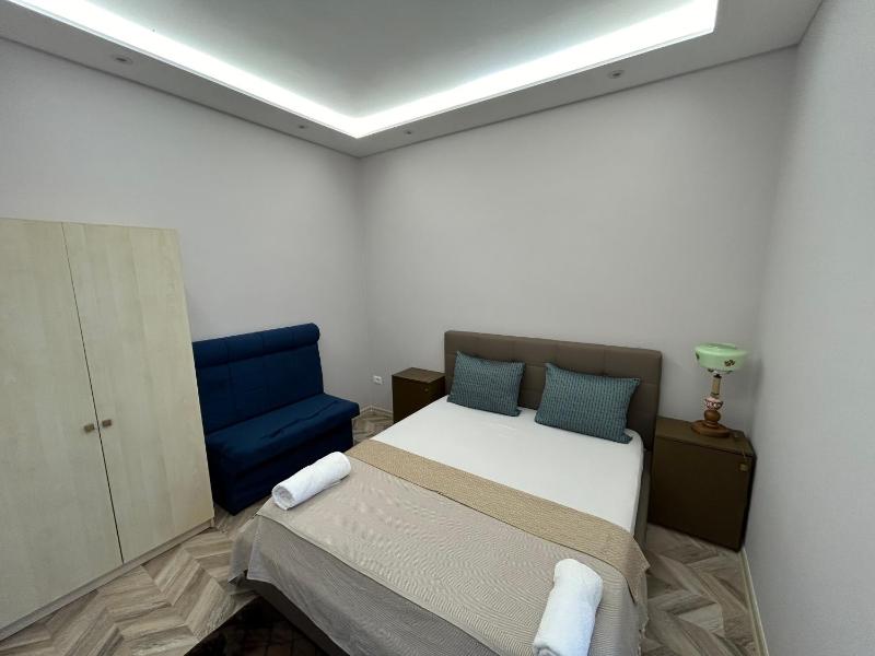 City Centre Rooms 4R - image 6