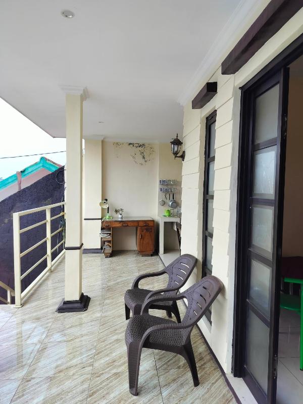 KARJO HOME STAY SYARIAH - image 1