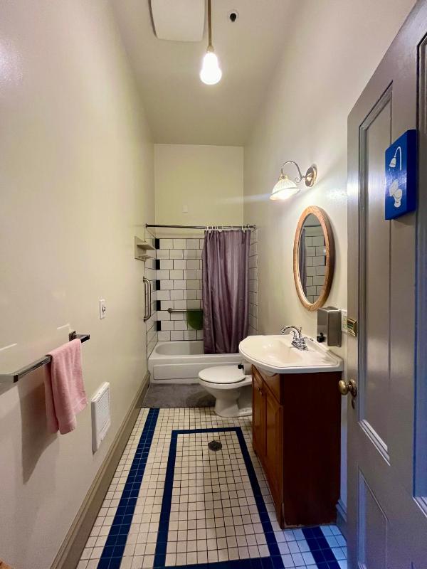 Single Bed in Mixed Dormitory Room image 2