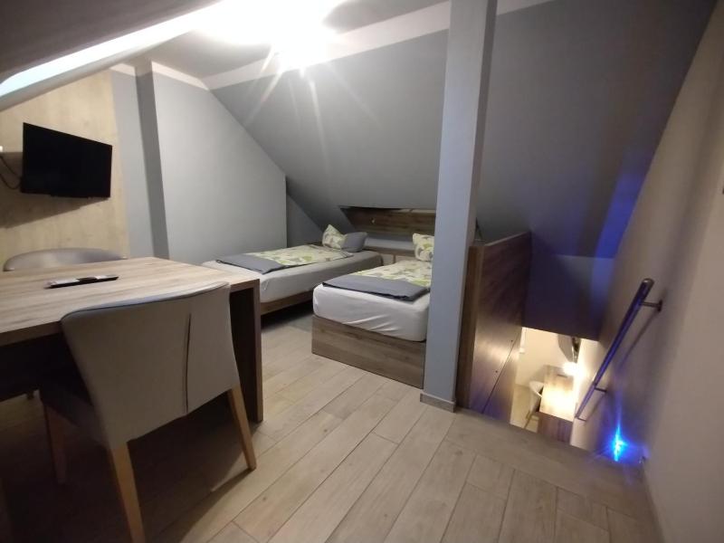 Apartment - Split Level image 3
