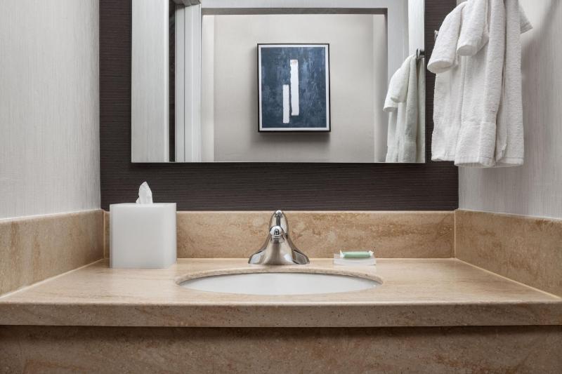 King Room image 4