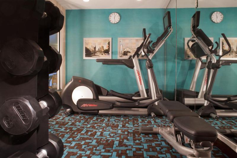 Fairfield Inn & Suites by Marriott Austin-University Area - image 15