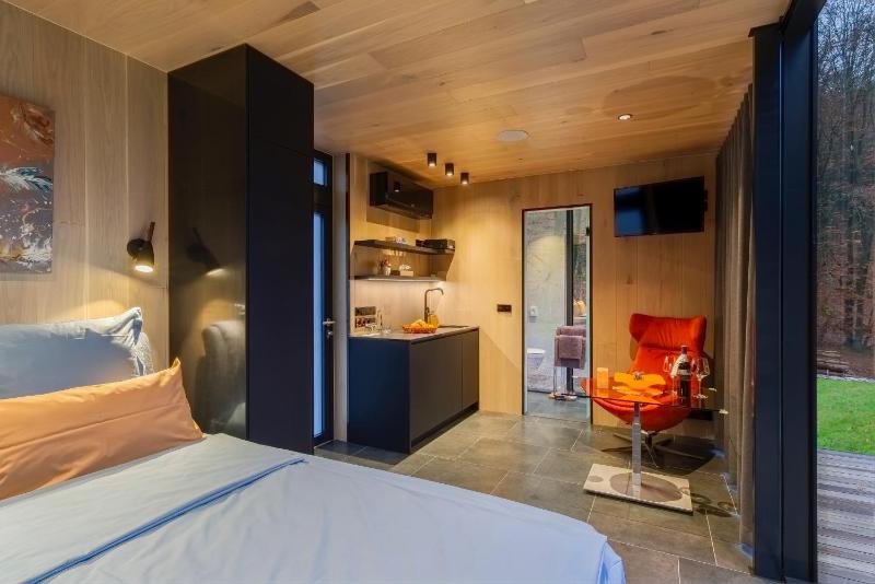 One-Bedroom House image 3
