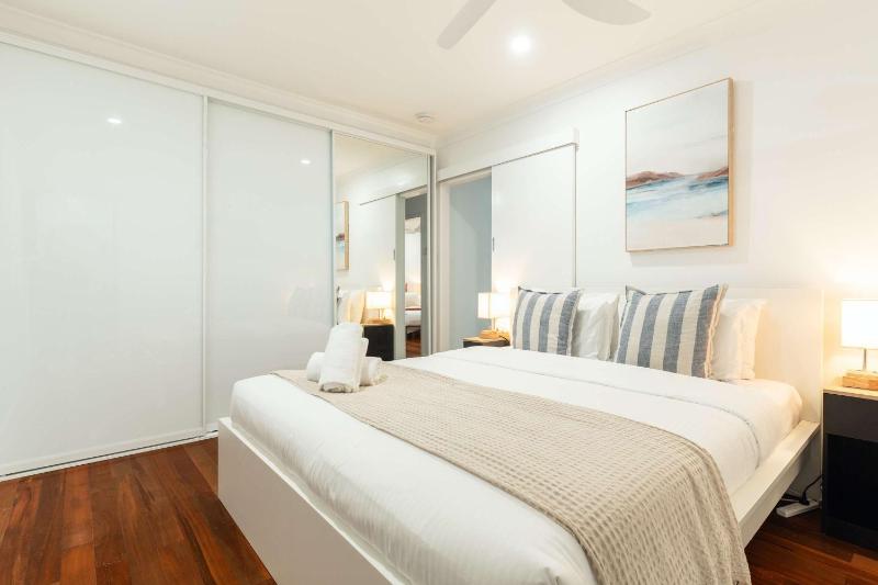 Moffat Beach Coastal Contemporary Unit A - image 47