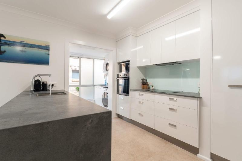 Moffat Beach Coastal Contemporary Unit A - image 10