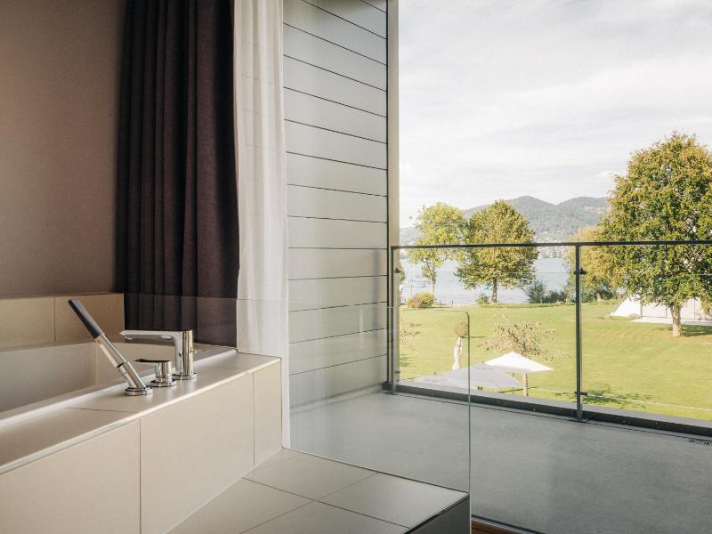 Panorama Lake View Junior Suite image 4