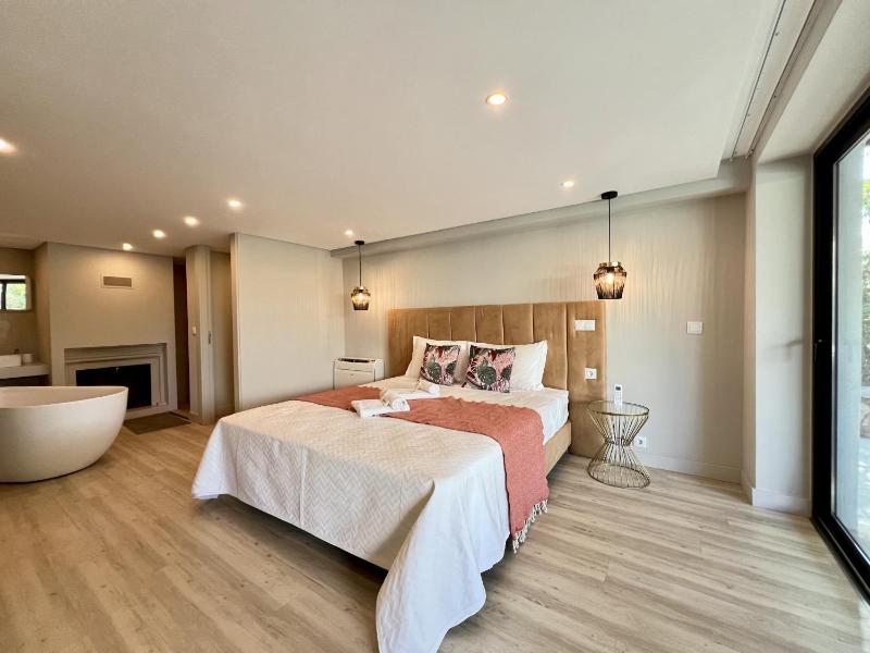 Vilamoura Premium Villa With Pool by Homing - image 13