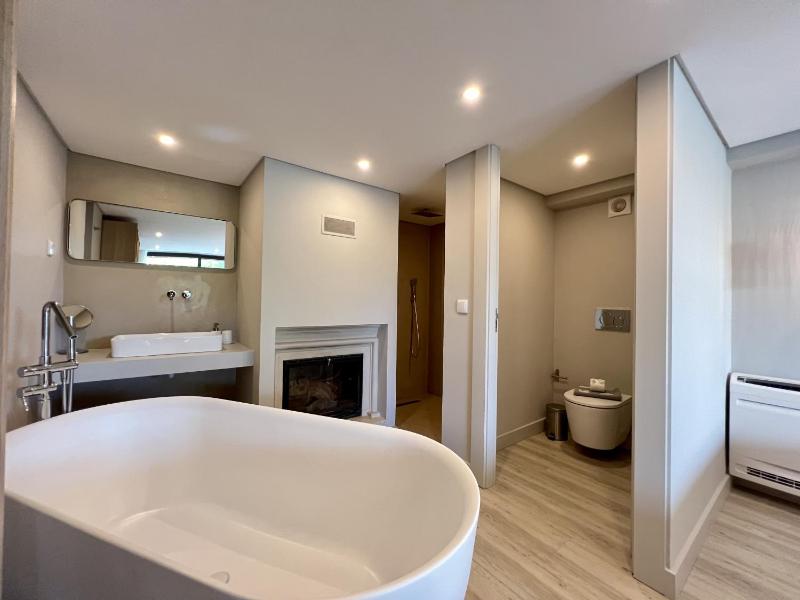 Vilamoura Premium Villa With Pool by Homing - image 33