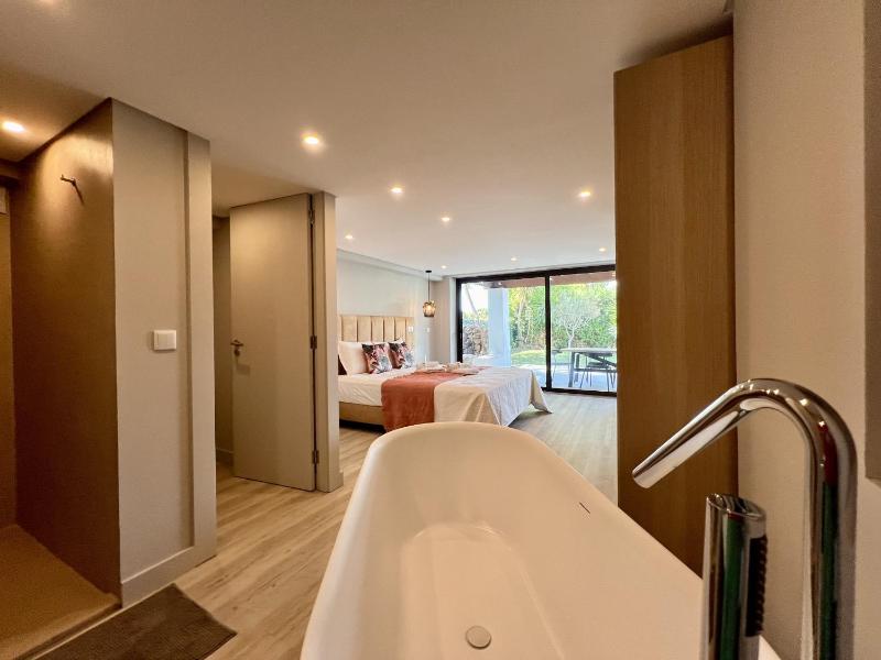Vilamoura Premium Villa With Pool by Homing - image 20
