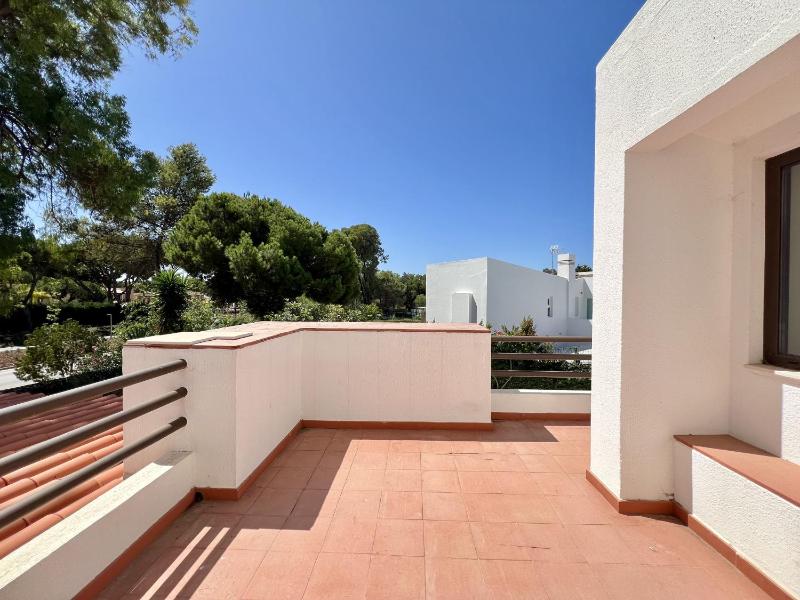 Vilamoura Premium Villa With Pool by Homing - image 11